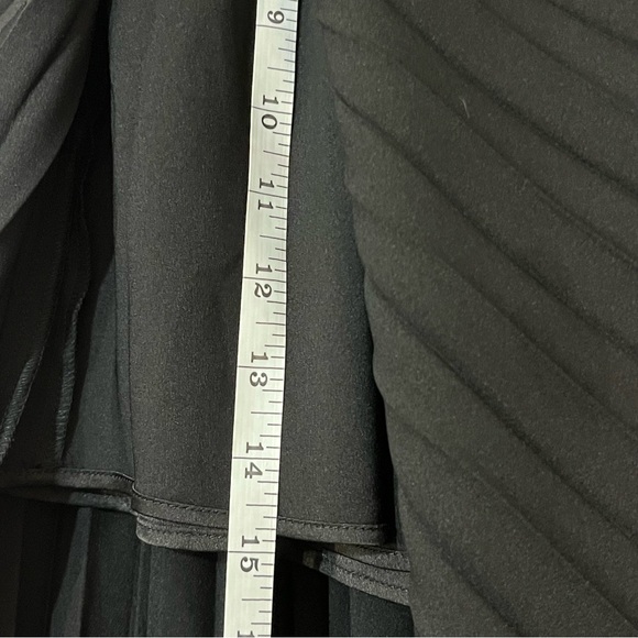 Abercrombie & Fitch Black Satin Pleated A-Line Maxi Skirt size Small - Picture 8 of 9